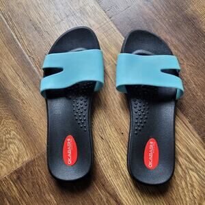 Okabashi OKA Women's Sandals Slides Size M 6.5-7.5 Black Blue Rubber Light Water